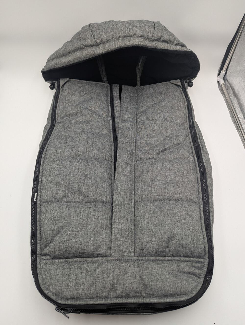 Thule Stroller Accessory Footmuff Bunting Bag Insulated Full Zip Gray/Black